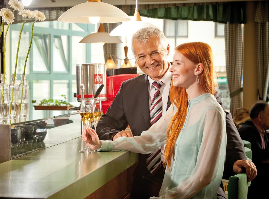מטרסבורג Hotel Restaurant Florianihof מראה חיצוני תמונה